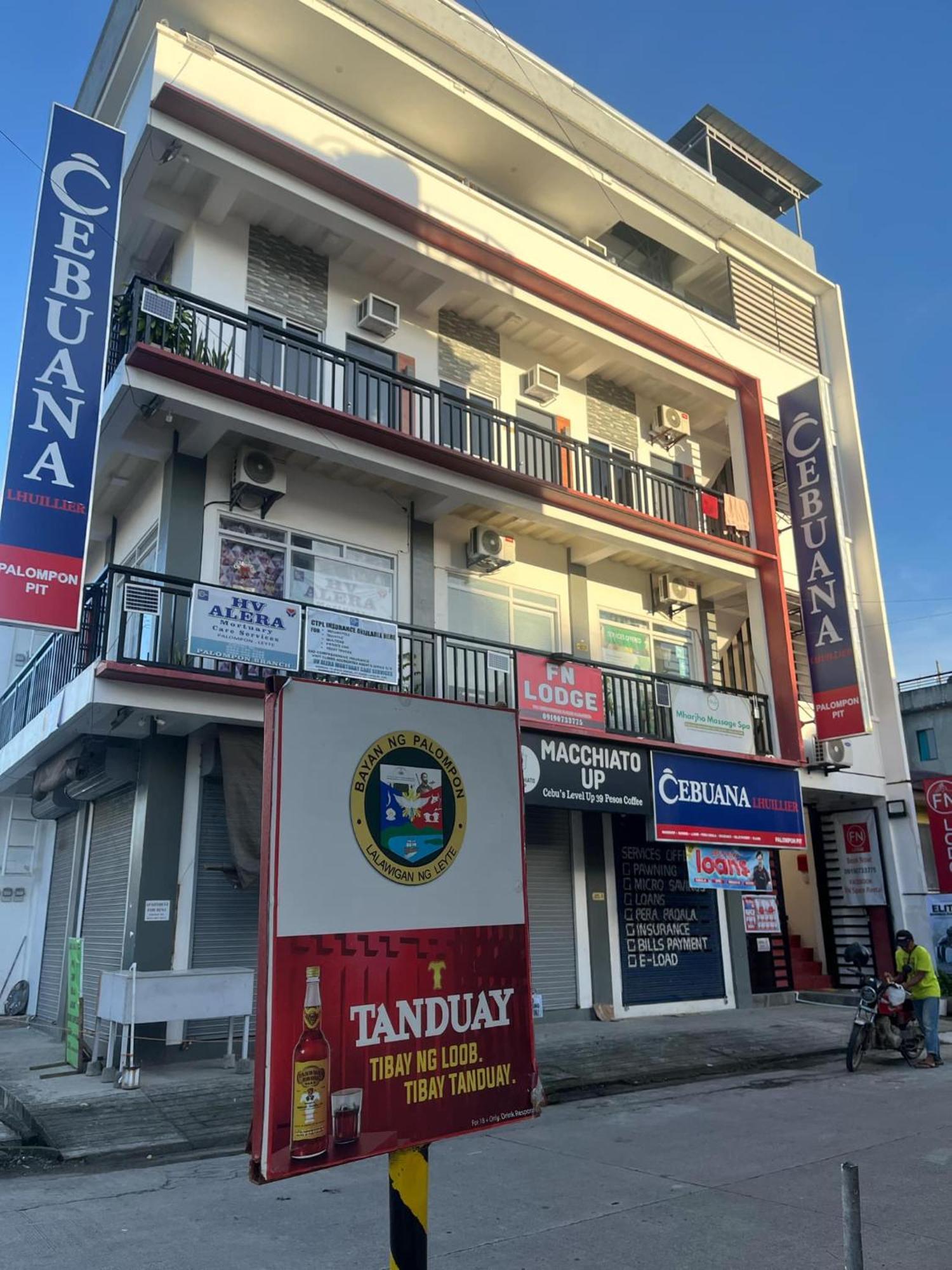 Fn Lodge - Town Proper Palompon Екстериор снимка